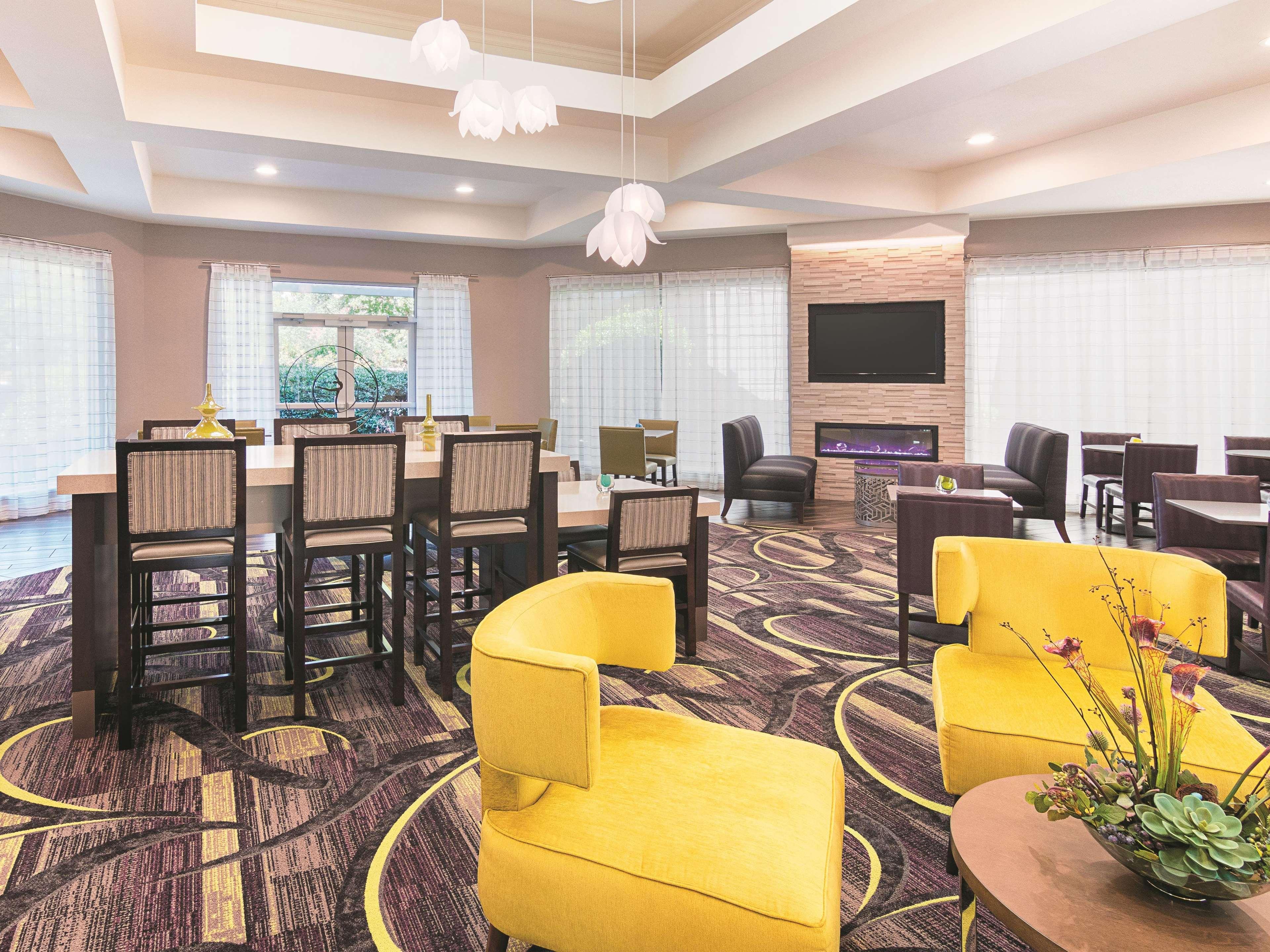 מלון La Quinta By Wyndham Atlanta קוניירס מראה חיצוני תמונה